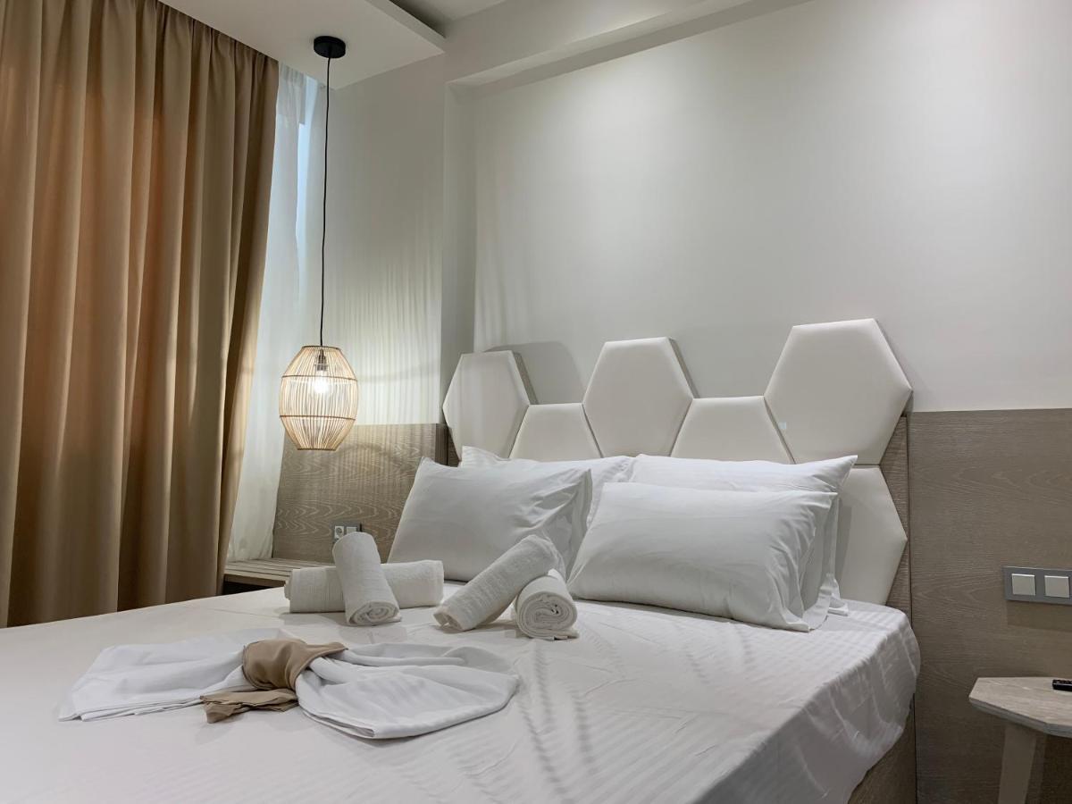 Amalia Deluxe Villas Nea Vrasna Bagian luar foto