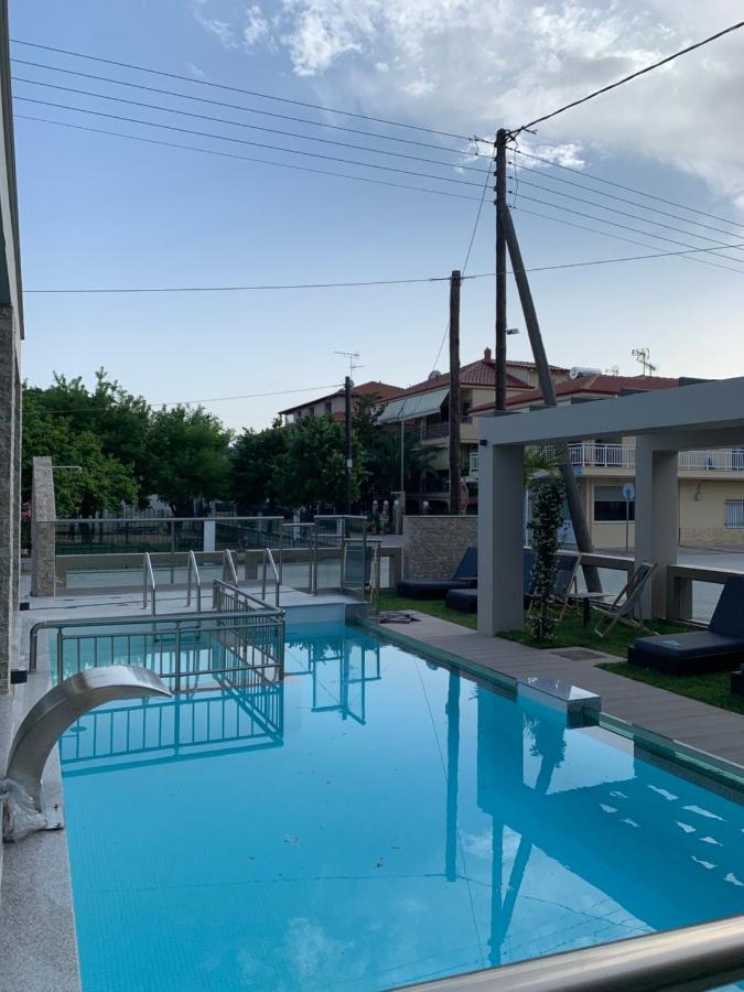 Amalia Deluxe Villas Nea Vrasna Bagian luar foto