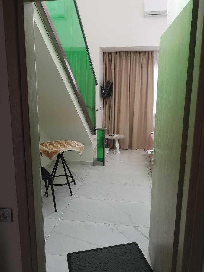 Amalia Deluxe Villas Nea Vrasna Bagian luar foto