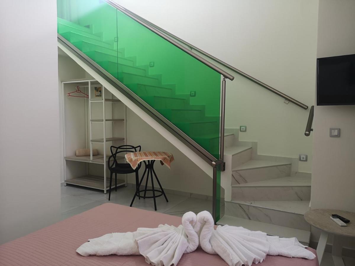 Amalia Deluxe Villas Nea Vrasna Bagian luar foto