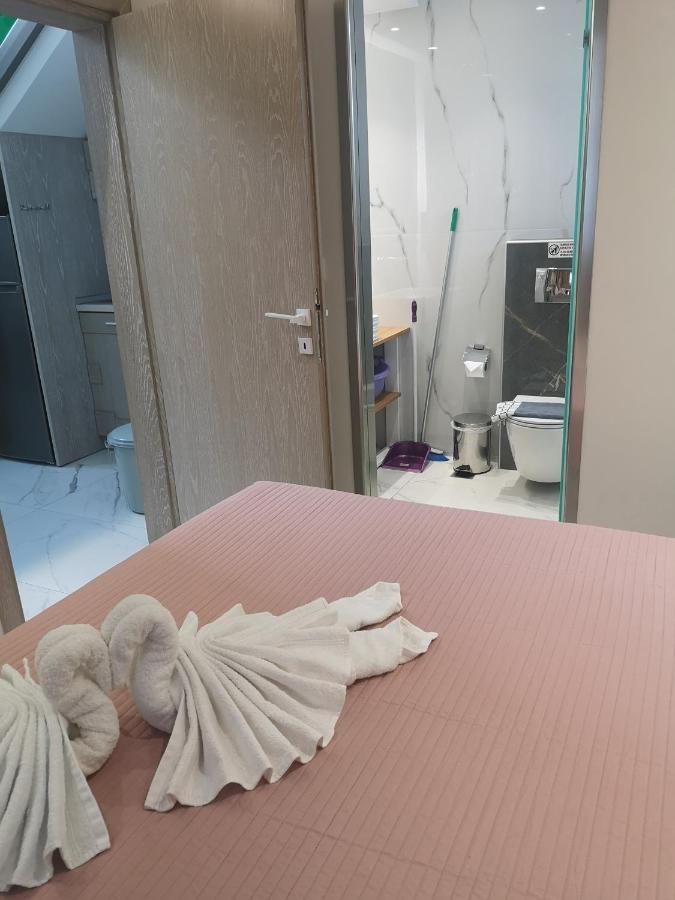 Amalia Deluxe Villas Nea Vrasna Bagian luar foto